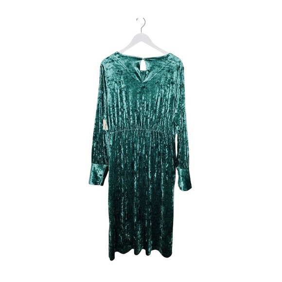 On 34th Dark Forest Green Crushed Velvet Midi Dress Plus 3X NWT - Picture 3 of 5